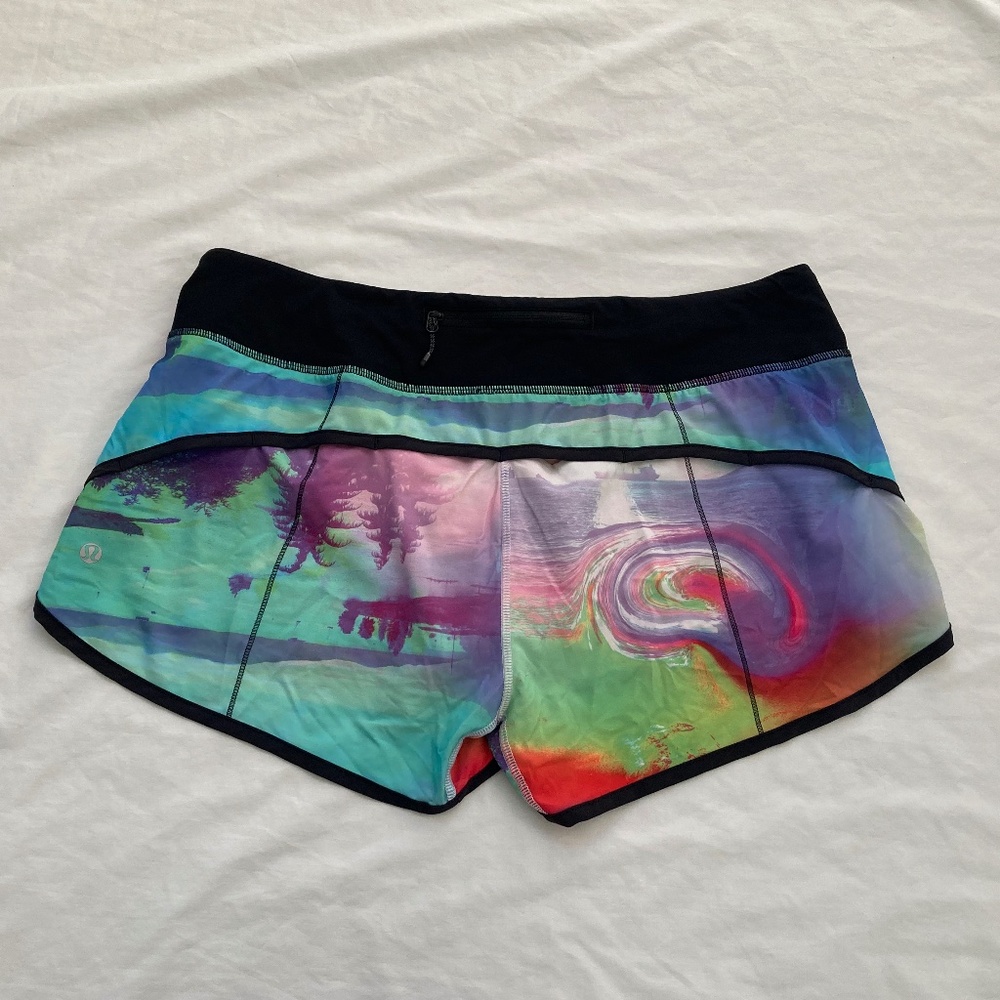 LuLuLemon sz 10 Speed Short Sky to Seawheeze 2014